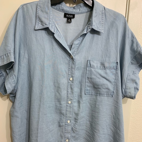 Women t-shirt - Picture 1 of 2